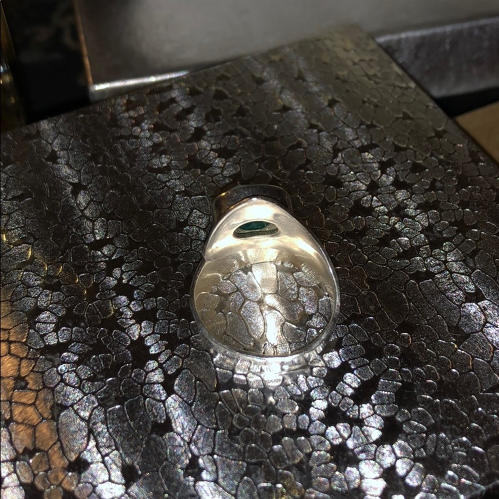 Emerald Ring - Picture 2 of 3